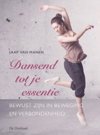 Dansend tot je essentie - voorzijde